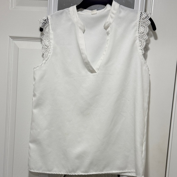 Tops - Elegant White Lace Trim Women's Top